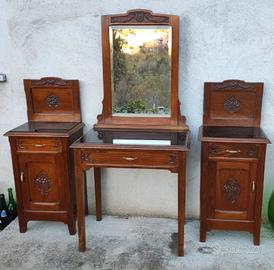 COPPIA COMODINI E TAVOLINO CON SPECCHIO D'EPOCA RI