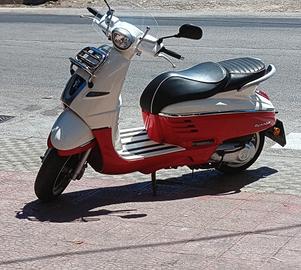 scooter Peugeot 