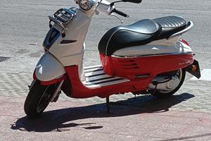 scooter Peugeot 