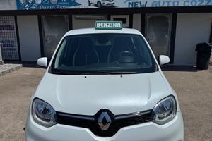 Renault Twingo SCe 65 CV Urban Night