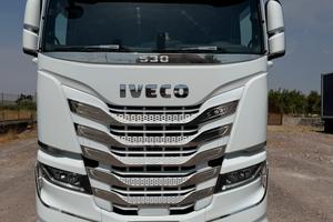 Trattore stradale sway 530