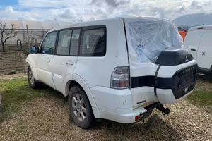 Mitsubishi Pajero 3.2 Diesel 4x4 Automatico SINIST