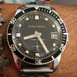 skin diver anni 70 ovale watch