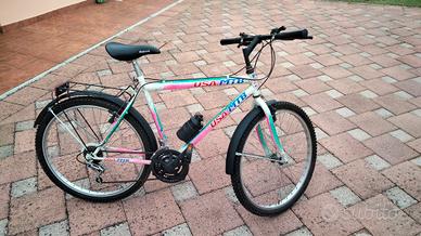 bicicletta Mountain bike 