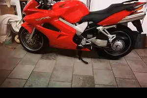 moto honda vfr 800