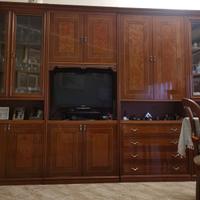 Mobile soggiorno più tavolo e sedie