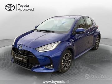 Toyota Yaris 4nd serie 1.5 Hybrid 5 porte Trend