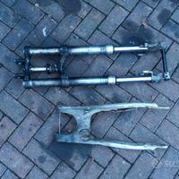 REV 3 250 99-01 : silenziatore forcella pedale