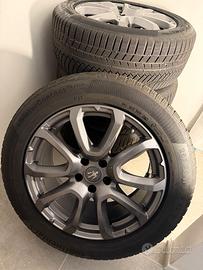 CERCHIO+GOMME MASERATE LEVANTE