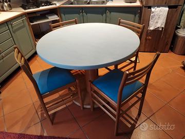 Tavolo da Pranzo Rotondo con 4 Sedie
