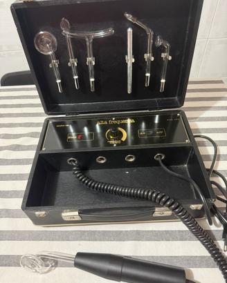 macchina per elettroterapia vintage anni ‘60.