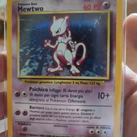 carta Pokémon Mewtwo olografica