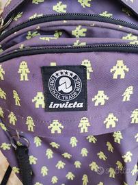 Zaino Scuola Invicta con ruote, sganciabile.