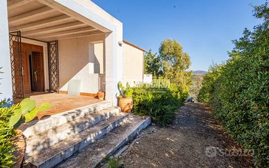 Villa a Santa Marinella Via Lerici 11 locali