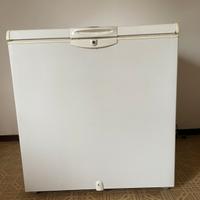 Frigo a pozzetto Whirlpool