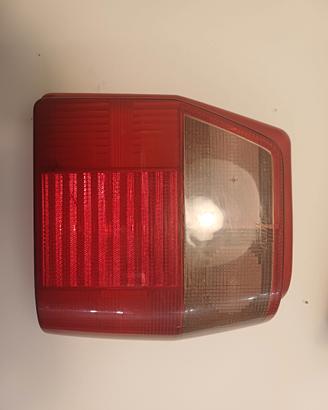 Fiat Uno - copertura fanale posteriore destro