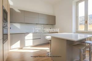 Appartamento a Sesto Calende Via Piave 3 locali