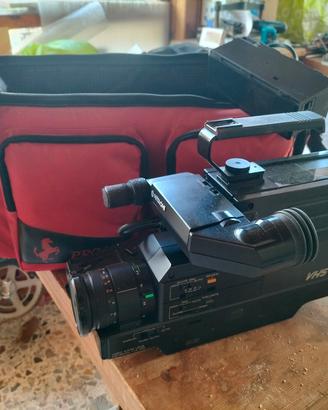 videocamera vintage Hitachi 