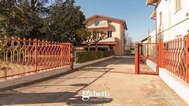 Villa o villino Mozzagrogna [v426VRG]