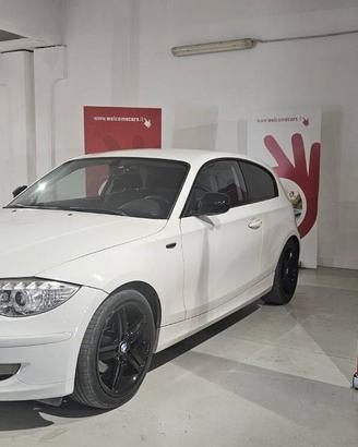 BMW Serie 1 3 Porte 118d 2.0 Futura 143cv 3p dpf