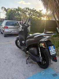 Kymco people 200i