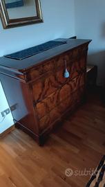 Como con comodini in radica di noce 