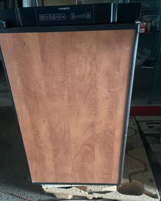 Frigo trivalente dometic