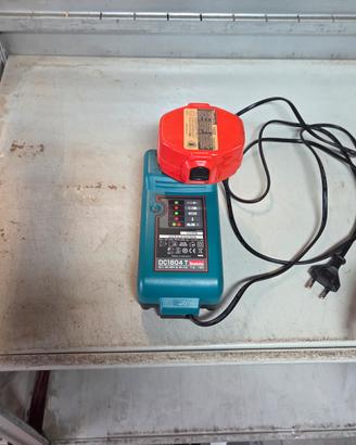 caricabatterie e batteria Makita