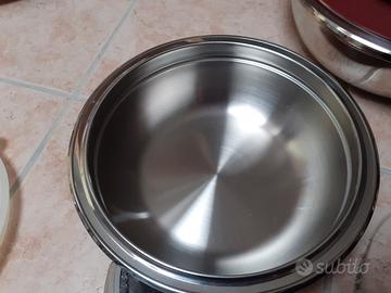 Due bacinelle o contenitori  NUOVO