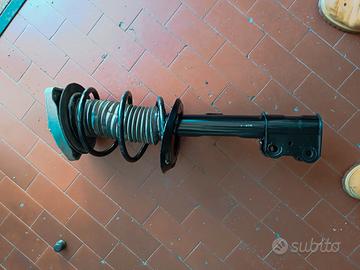 ammortizzatore anteriore sx mercedes cla