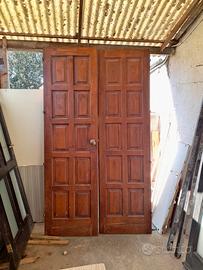 Portone in legno massello