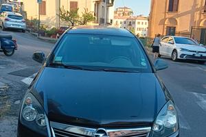 Astra station wagon GPL Tech