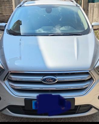Ford Kuga 1500 titanium