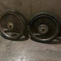 Gomme/cerchi  piaggio ciao