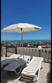 Bilocale Vista Mare con Piscina