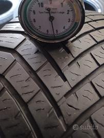 2 Gomme 215/55-17 98V Yokohama BluEarth Winter MS