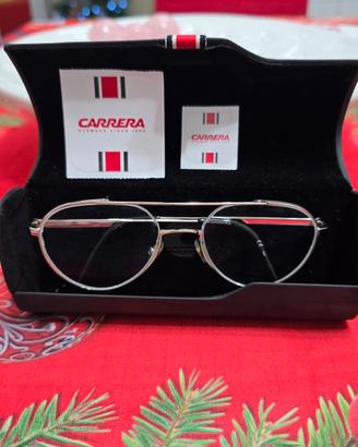 Carrera con  montatura come nuova a prezzo modico