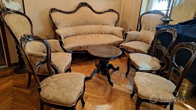 salotto antico divano 2 poltrone  e 4 sedie