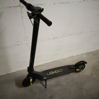 Monopattino elettrico COME NUOVO