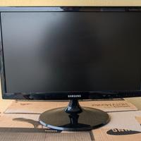 Samsung 22″ Full HD TV Monitor T22B300EW