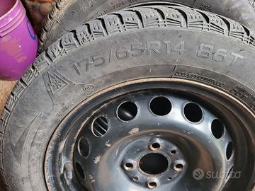gomme e cerchi in ferro panda 4x4  2"serie