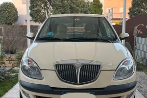 Lancia Y 2004