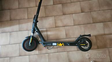 monopattino elettrico jeep 350w