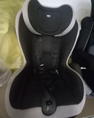 Seggiolino auto con attacchi isofix Chicco