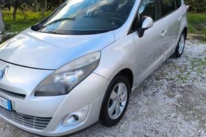 Renault Scenic dci 7 posti (auto marciante)