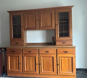 Credenza in legno in buono stato