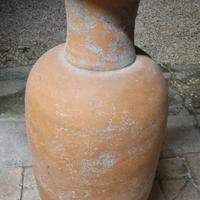 Anfora vaso da giardino alta circa 95 cm.