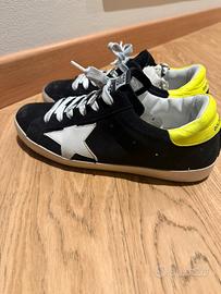 Scarpe Golden Goose modello Superstar
