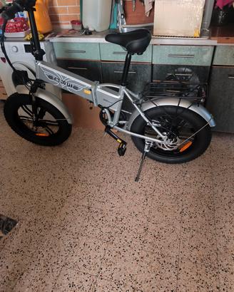 Bici elettrica ENGWE SR2 boost