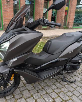 Scooter usato 300